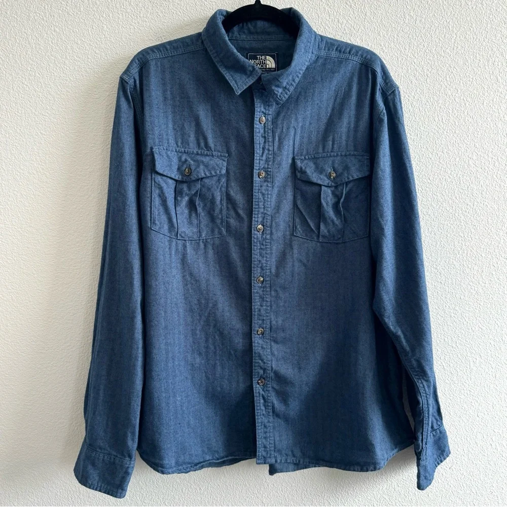The North Face Blue Thick Cotton Button Down Long Sleeve Shirt Hiking Outdoors
